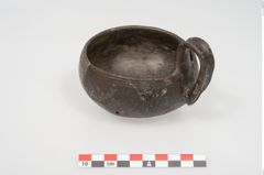 Foto von Keramiktasse (NHMW-PRAE-023793a)